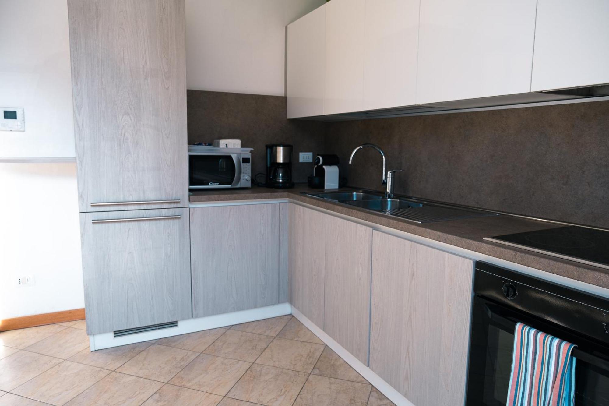 Residenza Cece' Lägenhet Lecco Exteriör bild