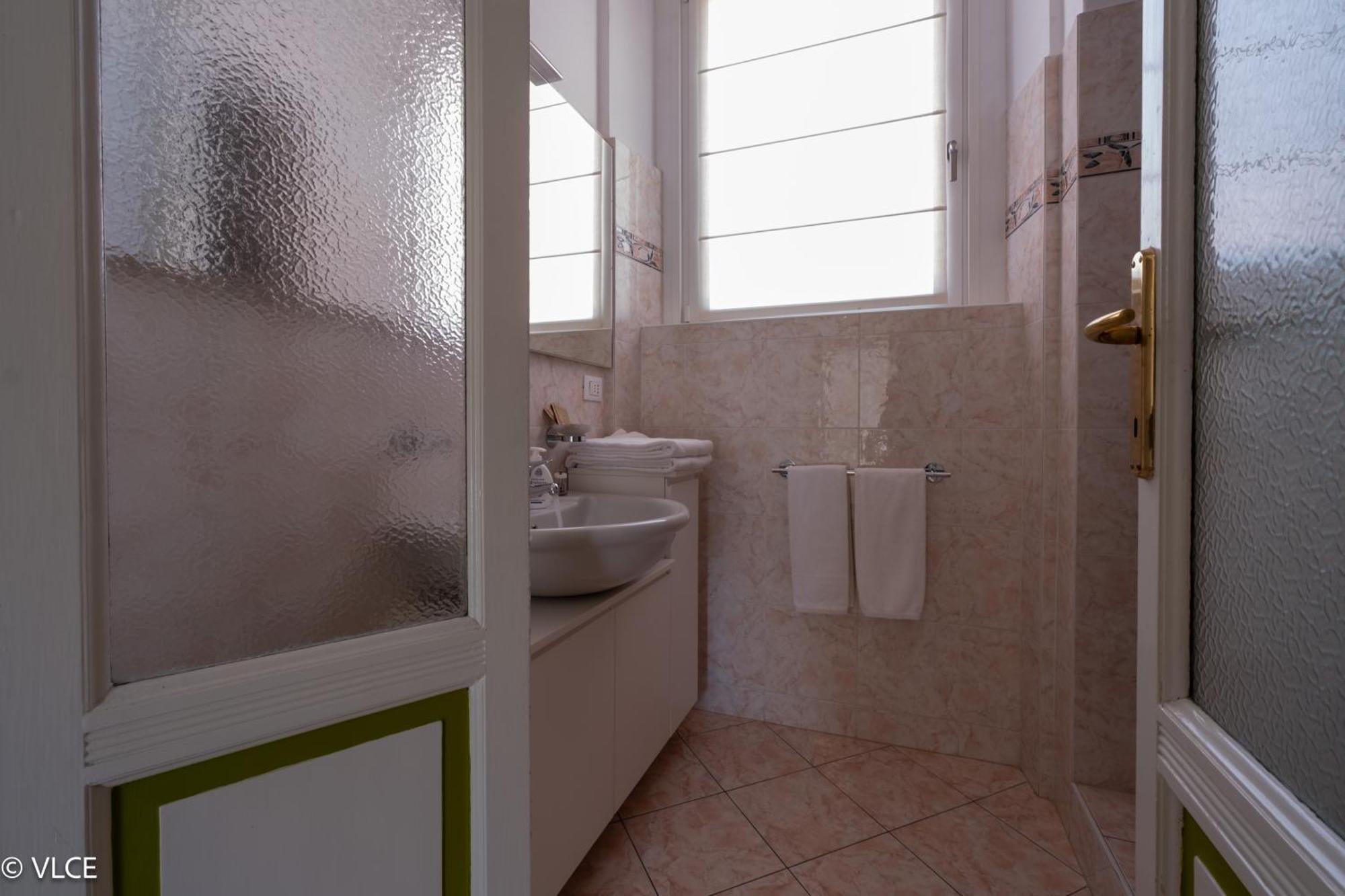 Residenza Cece' Lägenhet Lecco Exteriör bild